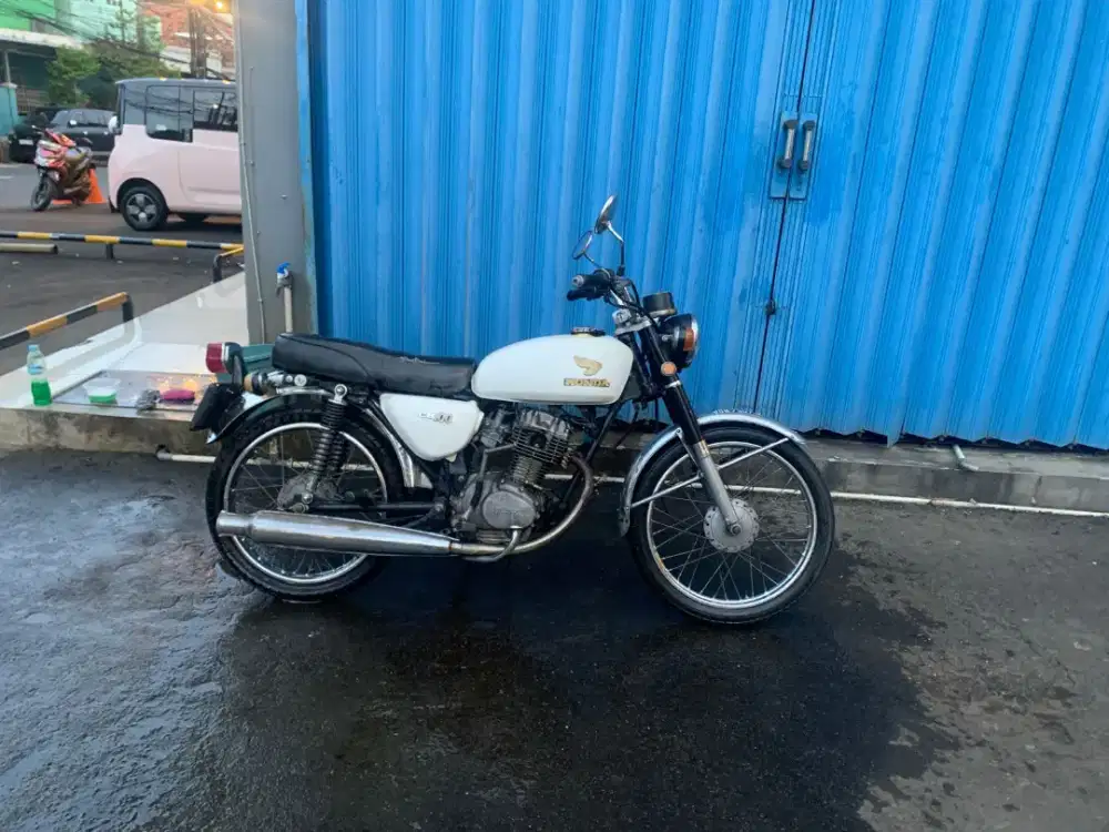 JUAL MURAH MOTOR CB 100 TAHUN 1979