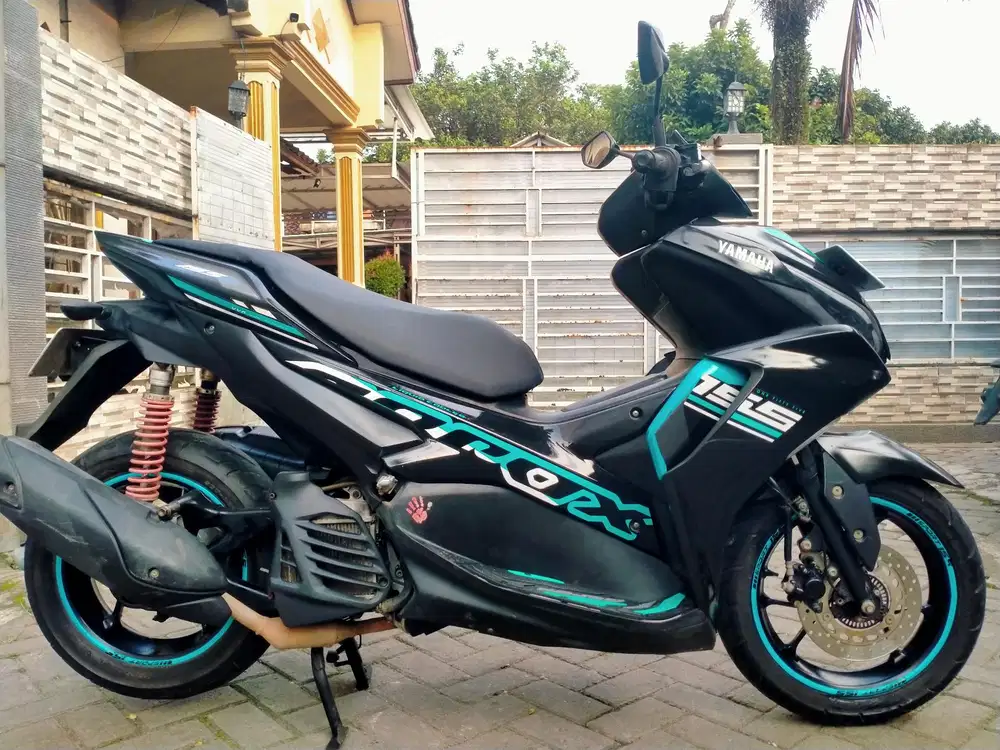 Yamaha Aerox new lengkap motor sehat keterangan detail dibawah