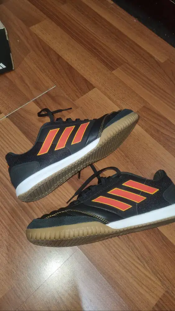 Adidas Top Sala Competition size 40 2/3 - Core Black Bold Orange