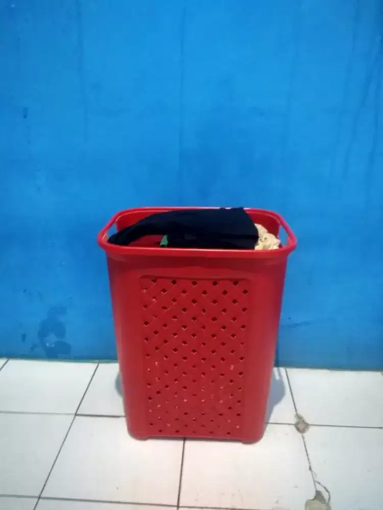 KERANJANG BAJU PAKAIAN