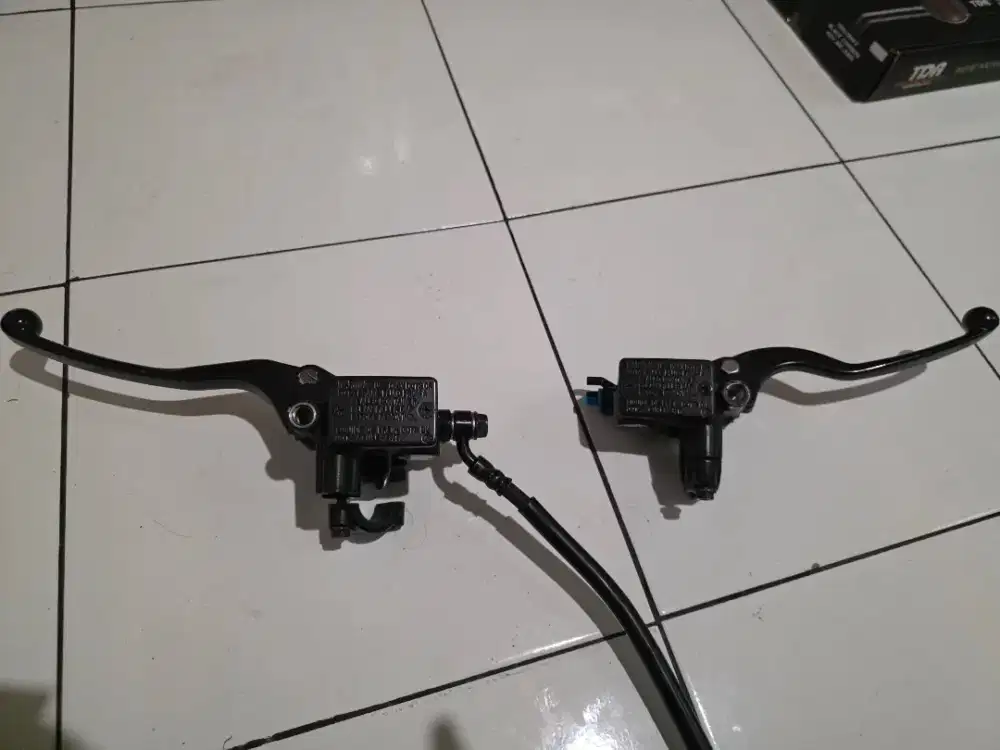 Master rem dan selang rem honda adv 160 abs original