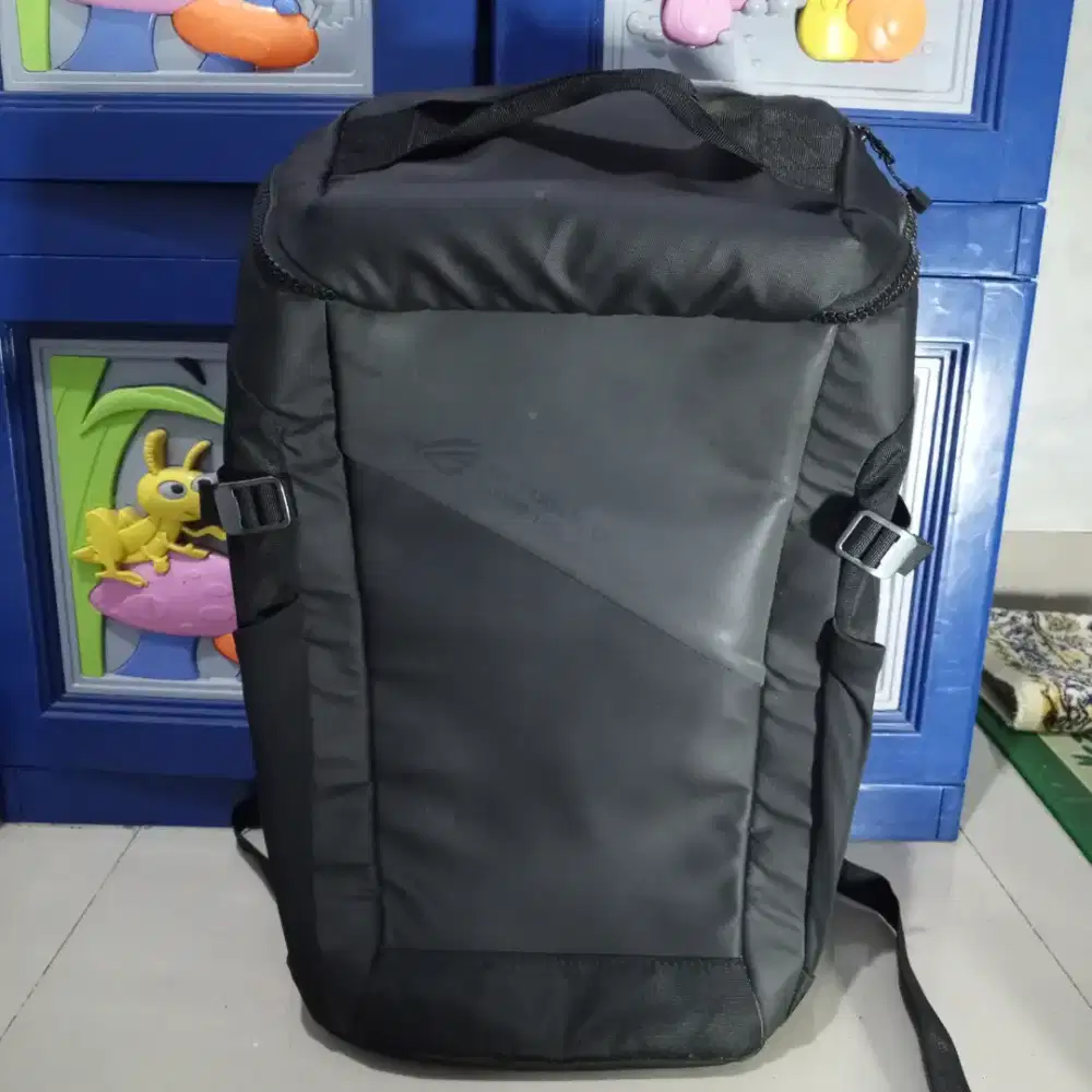 tas ransel ORI Gaming ASUS ROG Ranger BP2701. 