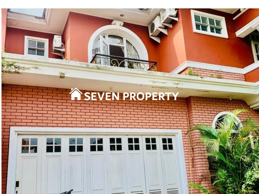 Rumah siap huni harga investasi di  lokasi strategis di Kota Wisata