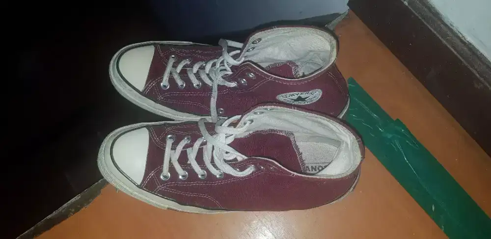 JUAL CONVERSE ALL STAR CHUCK 70s MAROON LIKE NEW MAROON