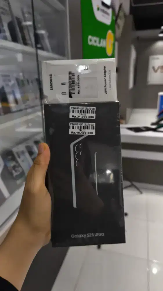 New Samsung Galaxy S25 Ultra 12/256