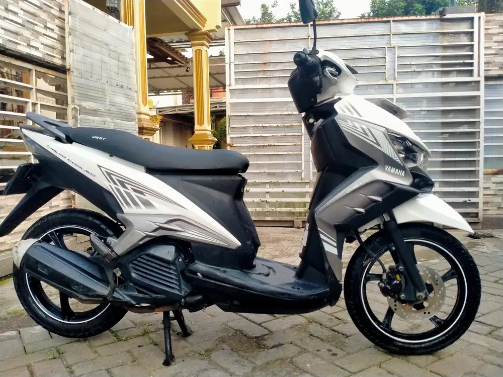 Xeon GT 125 injeksi lengkap motor sehat keterangan detail dibawah