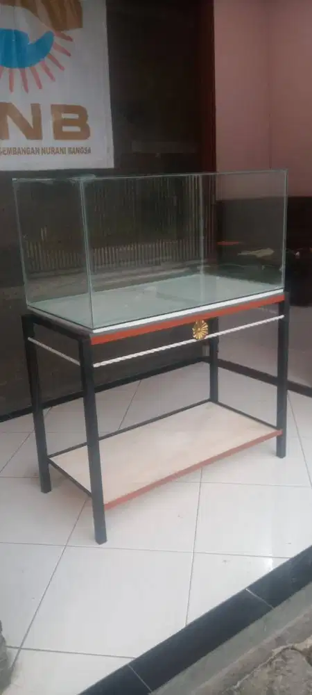 Aquarium 80cm+meja rak besi