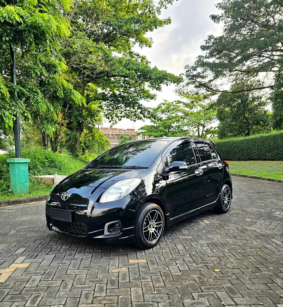 (TDP 8JT) YARIS E MMC MT 2013
