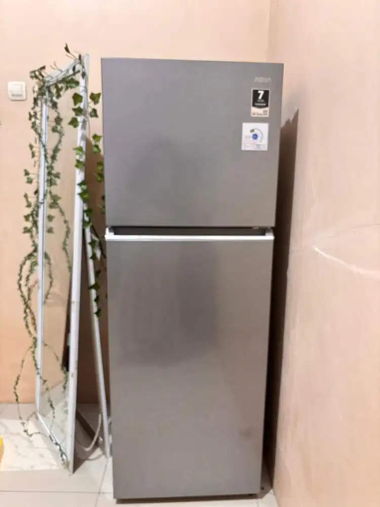Kulkas Aqua 225L 2 pintu
