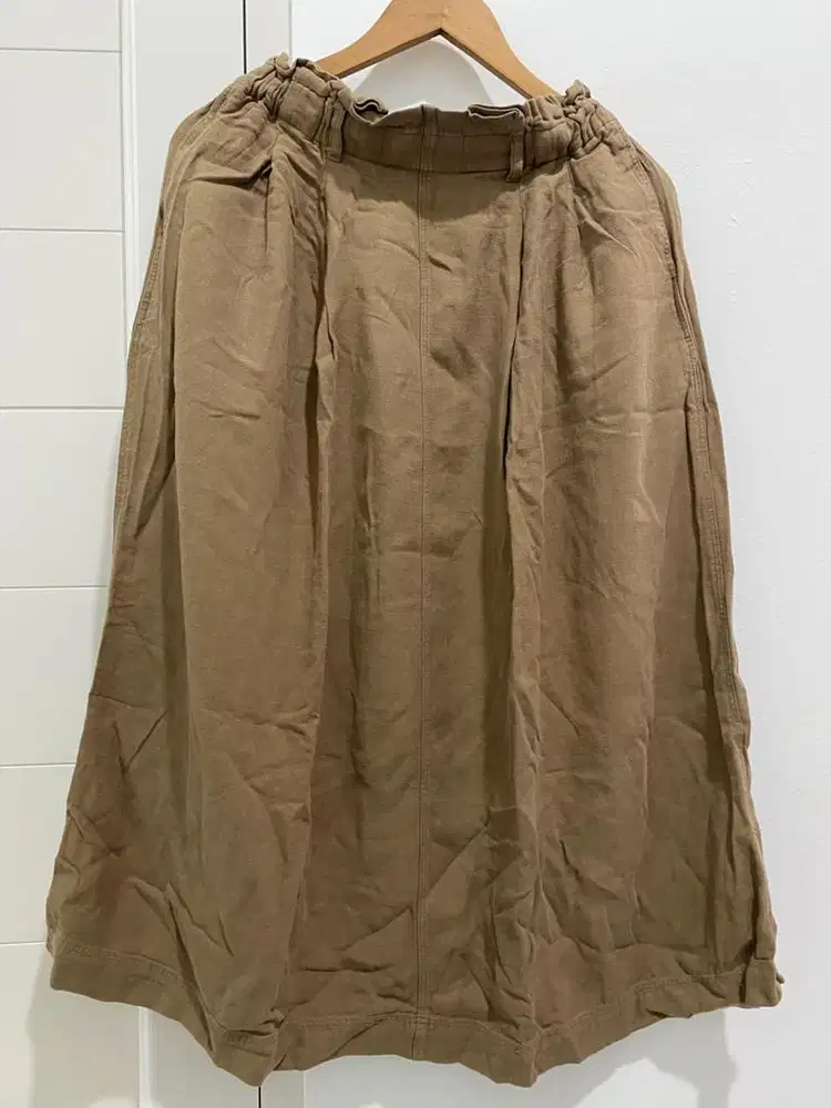 Thrifting Rok Coklat Levis