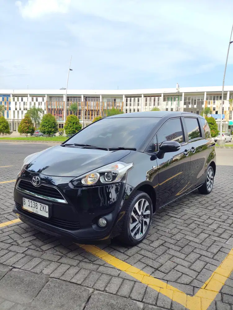 Toyota Sienta 2018 Bensin