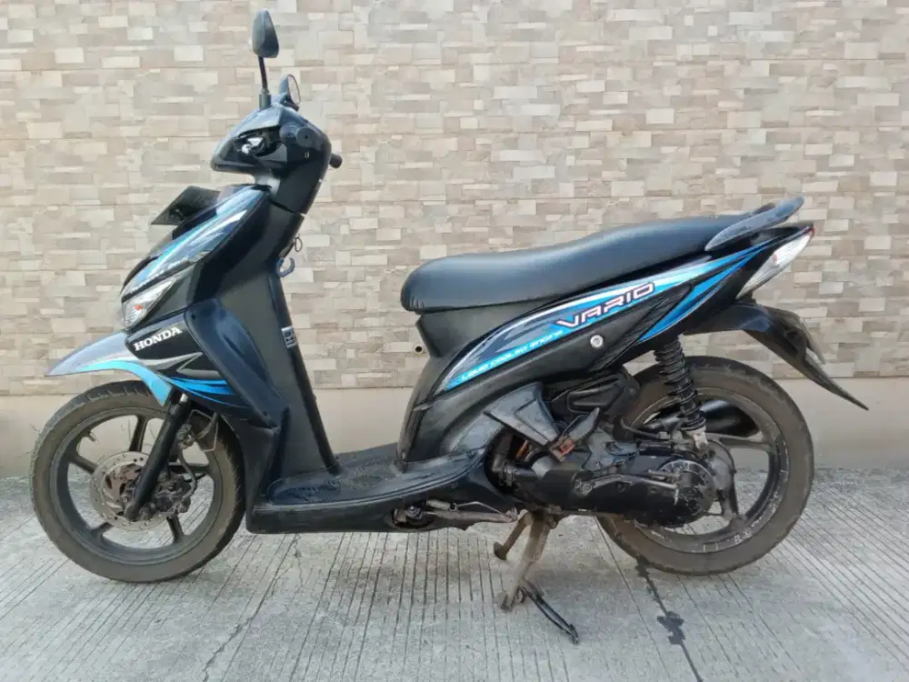 Dijual Honda Vario 110 karbu thn 2012 mulus komplit PAJAK HIDUP