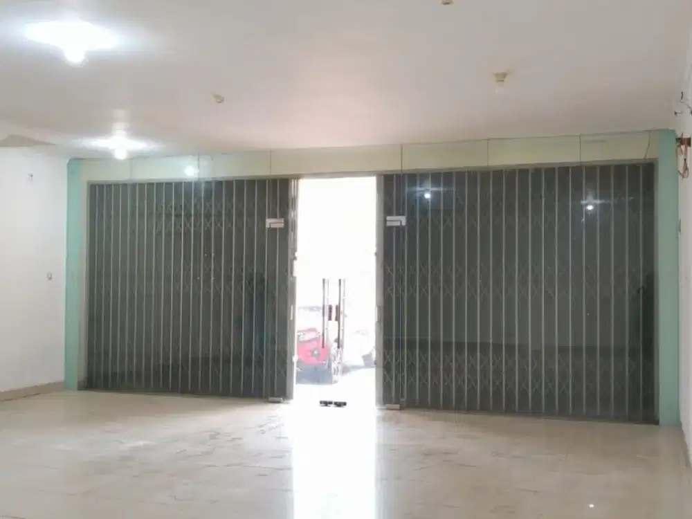 STRATEGIS MURAH !!! ruko ramai di Grand Boulevard harapan indah bekasi