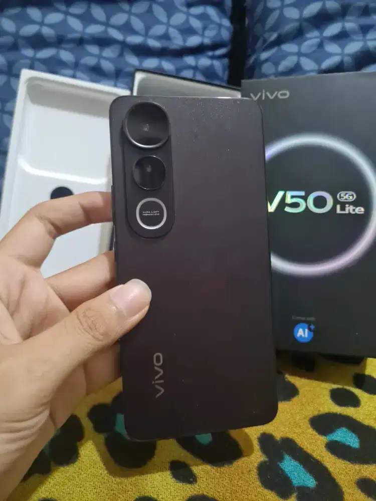 Vivo V50 Lite 5G 8/256GB Fullset Normal Resmi Indonesia