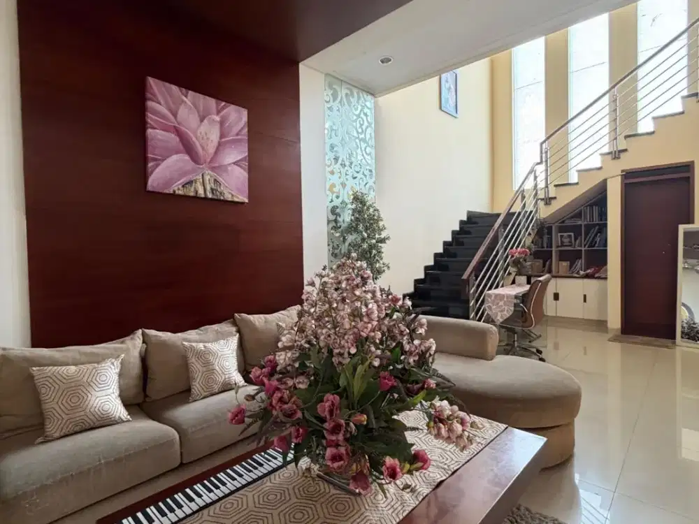 HOT DEAL Rumah LUAS Fully furnished di MEKARWANGI dekat Toll M. TOHA Bandung dijual