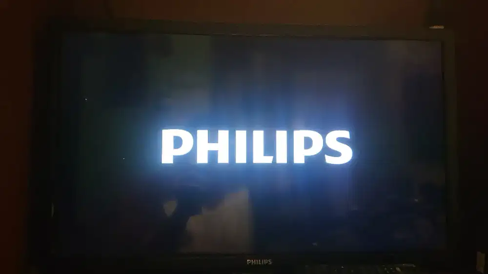 TV LED PHILLIPS 24INCI ANALOG
