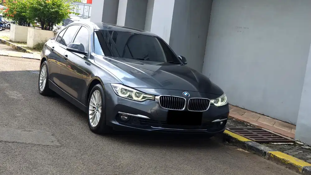 [ LOW KM ] BMW 320i 320 i Luxury F30 LCi AT 2018/2019