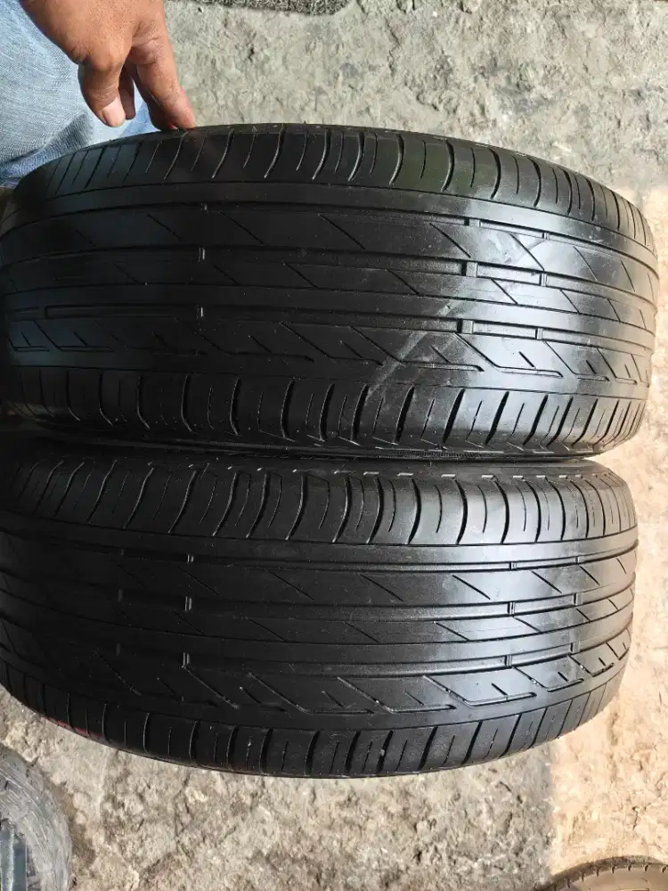 Jual ban Mrek bregestone Turanza T001 RFT ukuran 225 50 R18 kond 85%