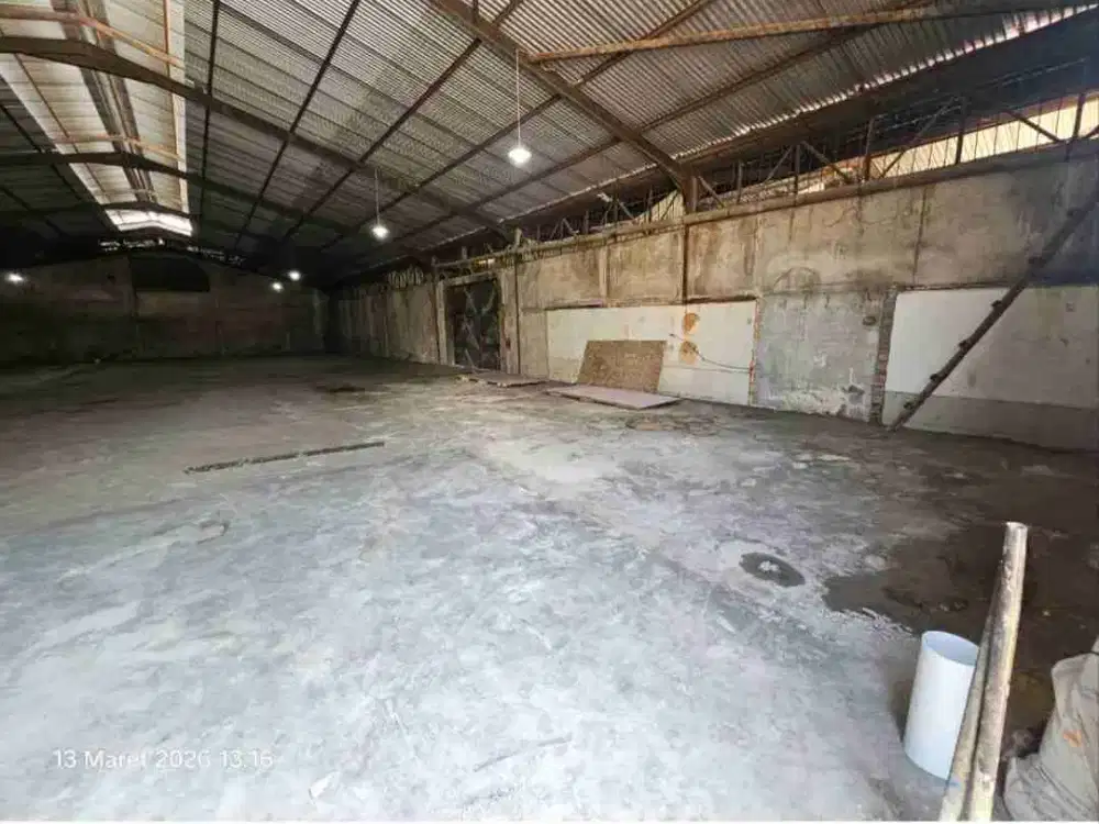 Disewakan Gudang di Jembatan Tiga Barat