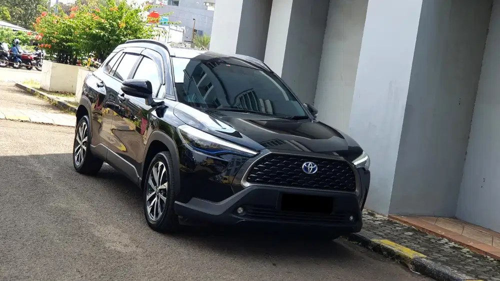 [ LOW KM ] Toyota Corolla Cross 1.8 Hybrid Sunroof AT 2022/2023