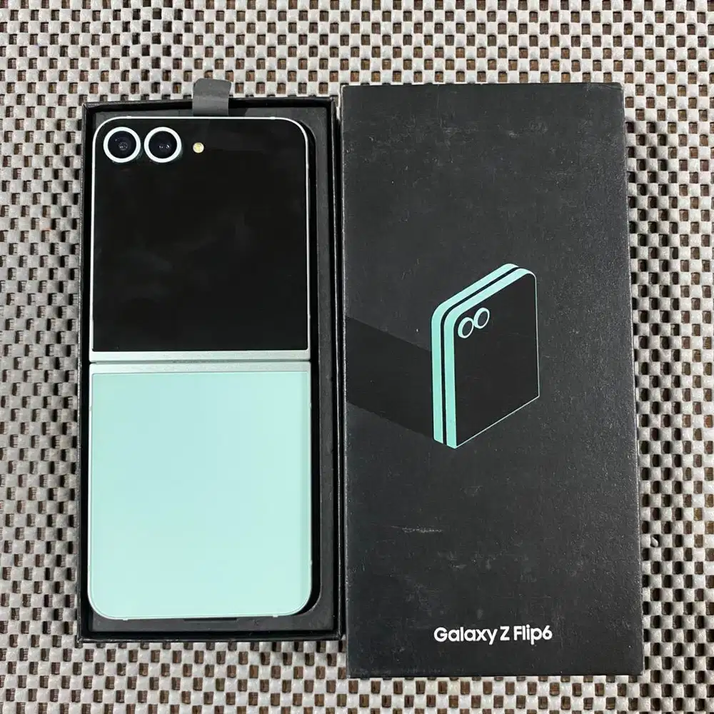 Samsung Z Flip 6 12/256GB