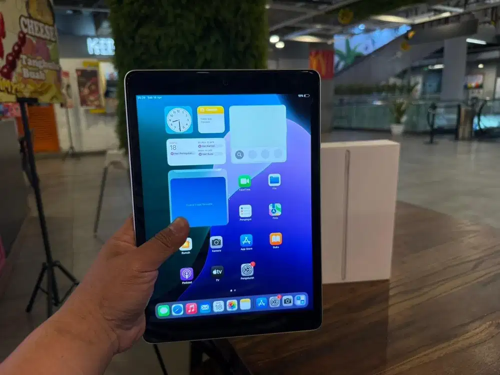 Ipad 9 64gb mulus 1000% seperti baru fullset