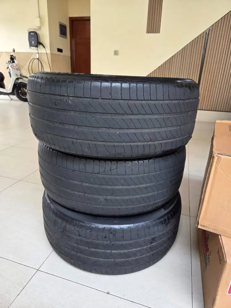Jual Ban Bekas Michelin Primacy 4 235/50 R18 — 3 Pcs — 70%