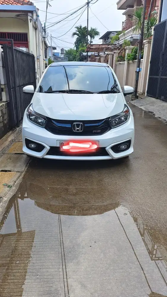 [CASH] KM Rendah Honda Brio RS 2023 AT Taffeta White