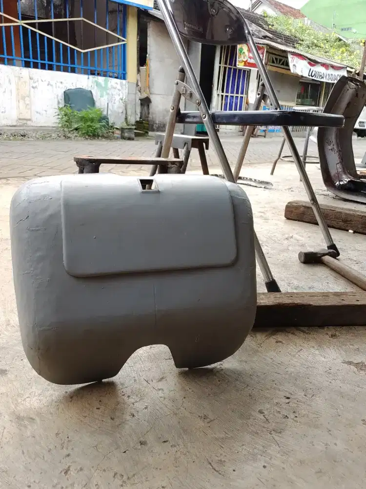 Laci box vespa sprint lama handmade