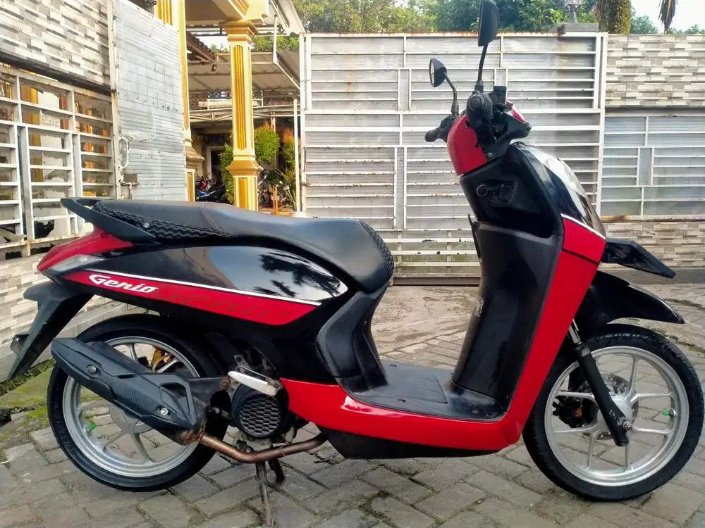 Honda Genio lengkap motor sehat walafiat keterangan detail dibawah