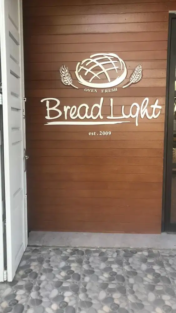 Di butuhkan karyawati