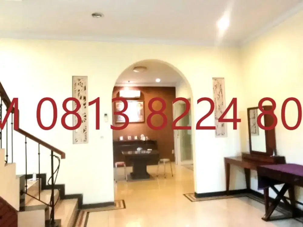 RUMAH BAGUS POSISI HOOK FULL FURNIHSED KOTA WISATA CIBUBUR JAKARTA TIMUR