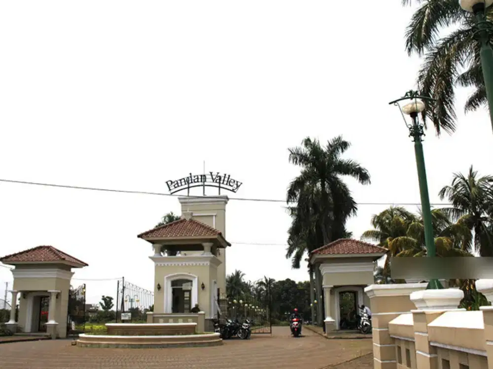 RUMAH CANTIK SIAP HUNI