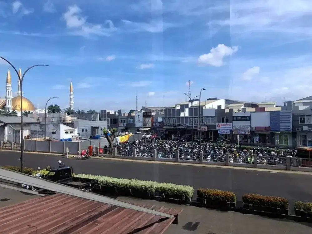 RUKO MURAH 2 LANTAI HADAP JALAN RAYA KOTA WISATA CIBUBUR JAKARTA TIMUR