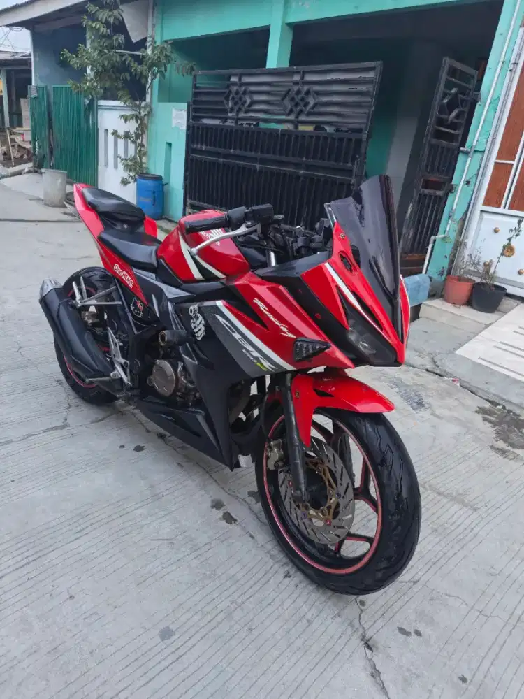 Honda CBR 2017 mulus