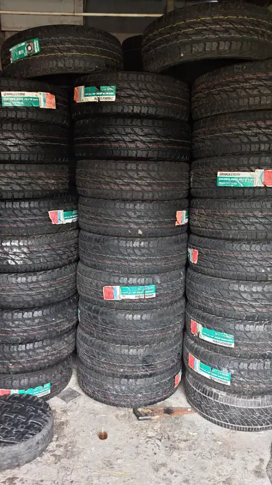 Jual ban baru mrek bregestone dueler A/T ukuran 265 65 R17 co2k pajero