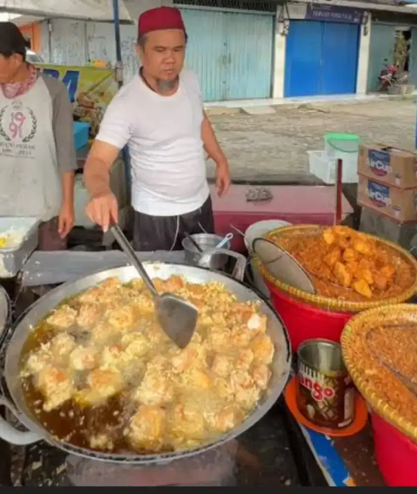Cari tenaga jual gorengan SM es kelapa