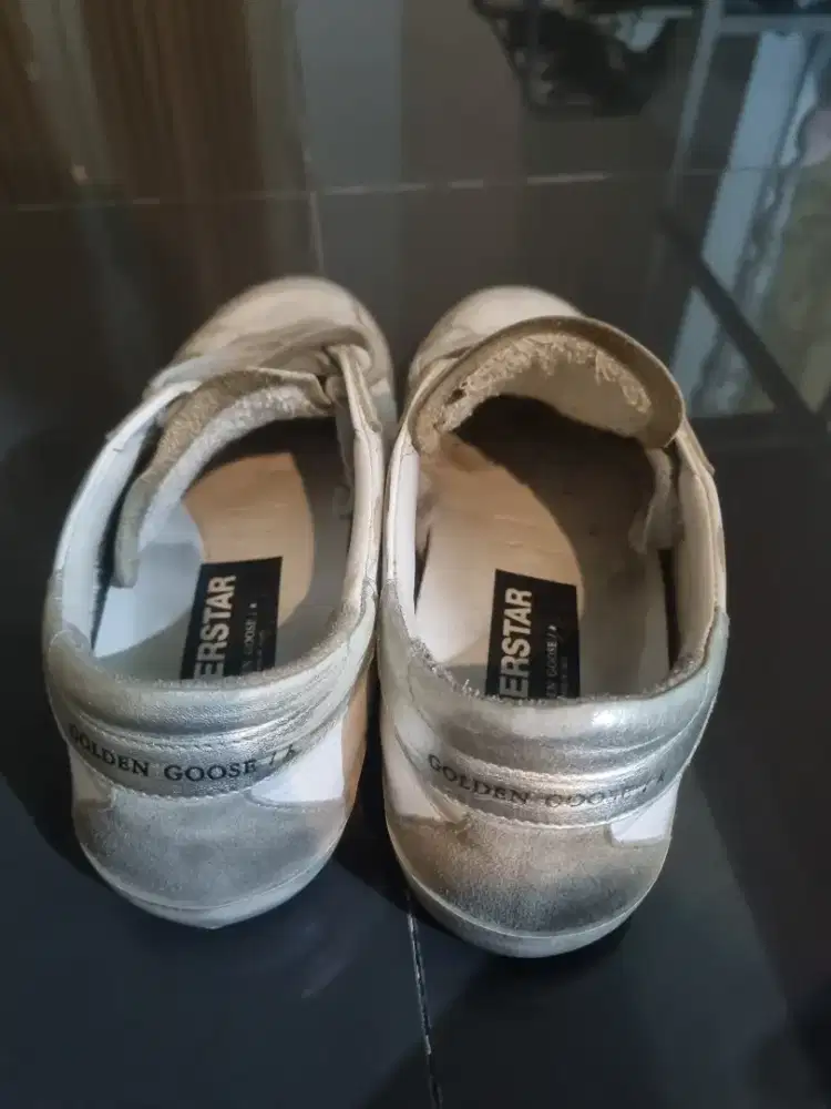 Sepatu Golden Goose Ori beli dari Korea Made in Italy.