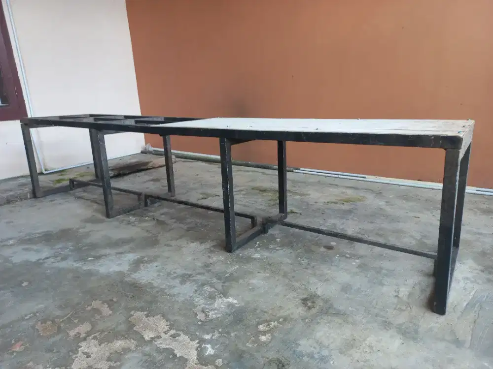 DIJUAL MEJA LIPAT DAGANGAN/USAHA