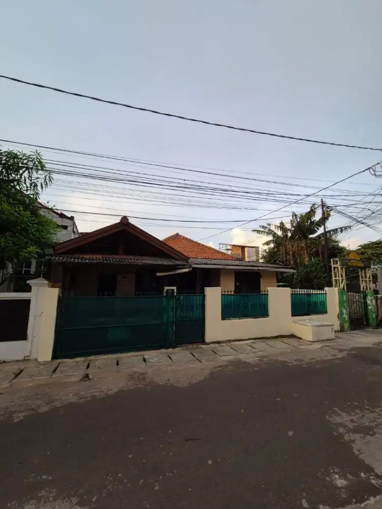 Rumah Pisangan Lama, LT 268 m² LB 220 m², Jakarta Timur