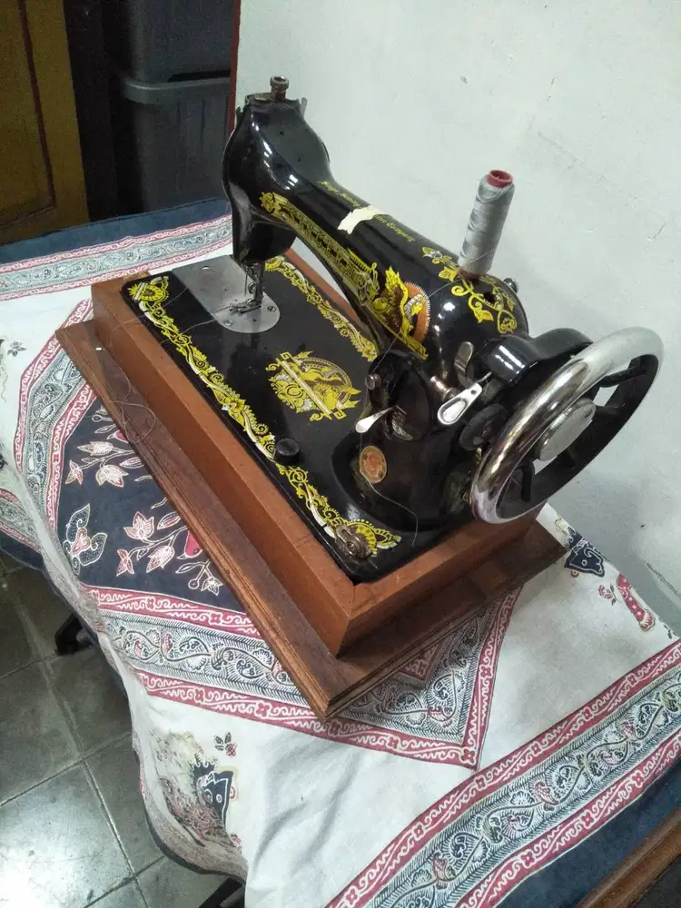 Mesin Jahit Singer Classic Full Set (Siap Pakai)