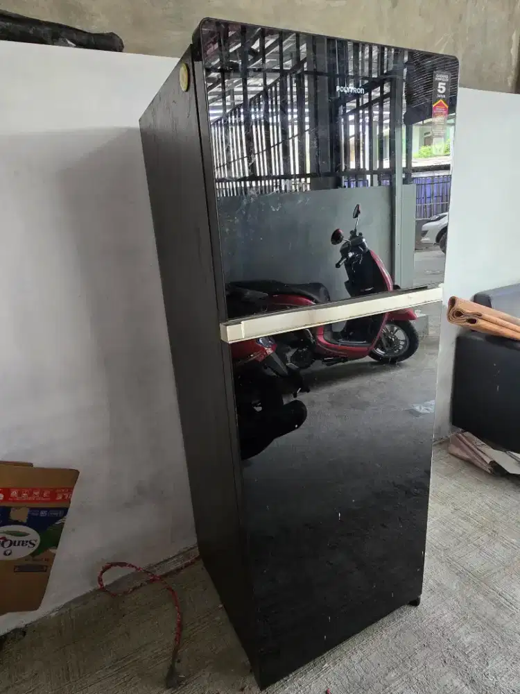 Di jual kulkas gk dingin lg