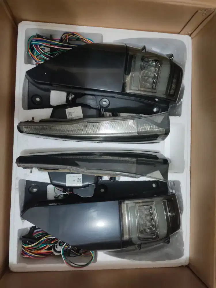 Stoplamp Toyota Innova Reborn V2 BMW Style