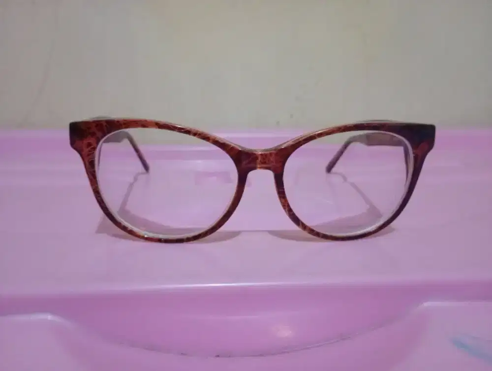 Kacamata Cresendo Frame Wanita