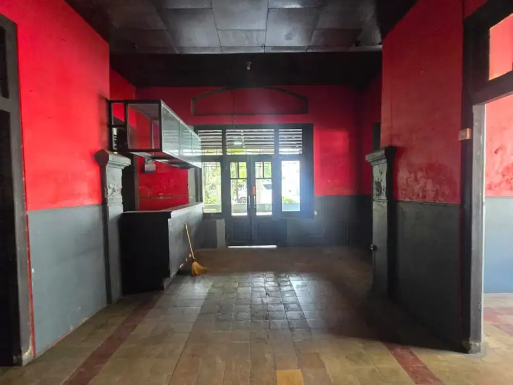 Disewakan Aset Komersil Super Strategis di Slamet Riyadi Solo Luas 700m2