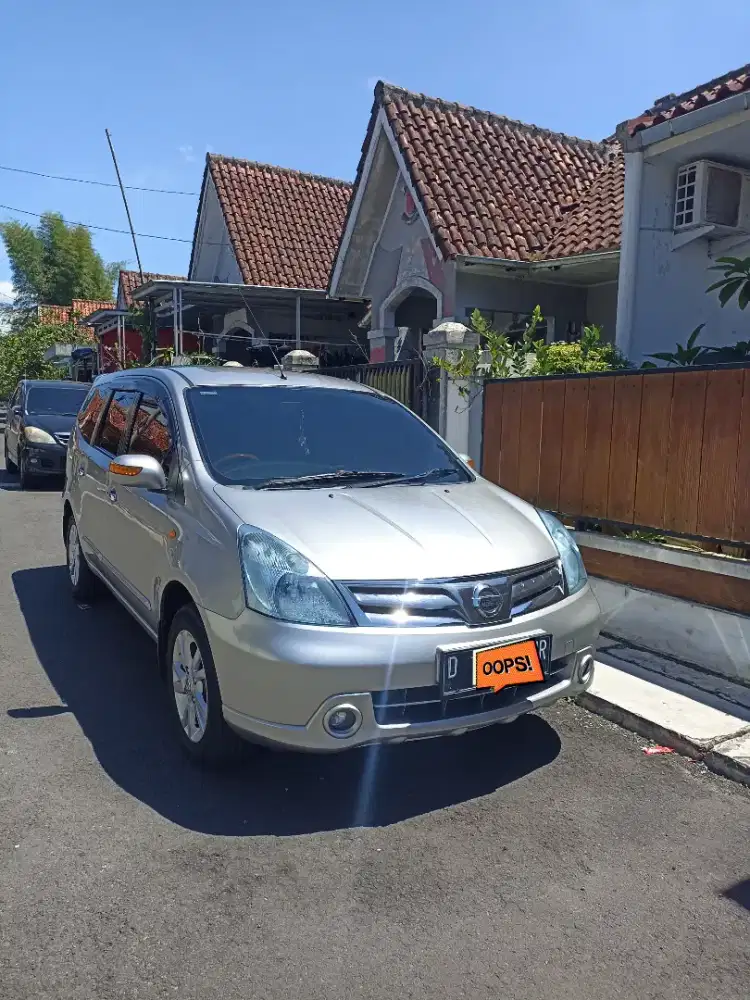 Grand livina A/T ULTIMATE istimewa