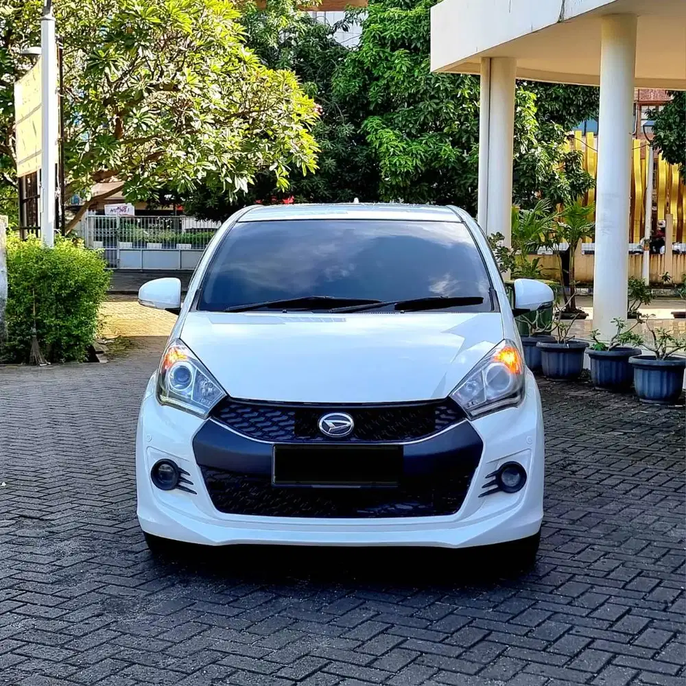 Daihatsu Sirion RS AT 2017 / 2018 SANGAT TERAWAT