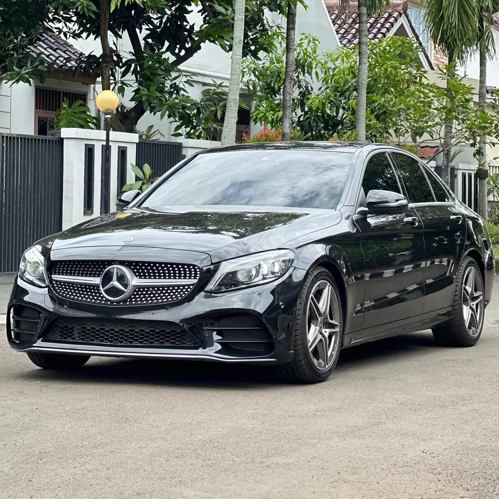 (CASH) Mercedes Benz C300 W205 2019