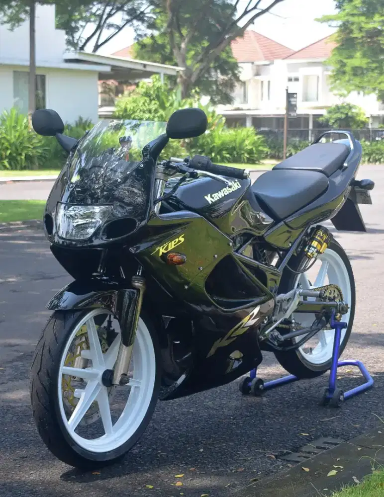 Ninja rr old asli warna hitam