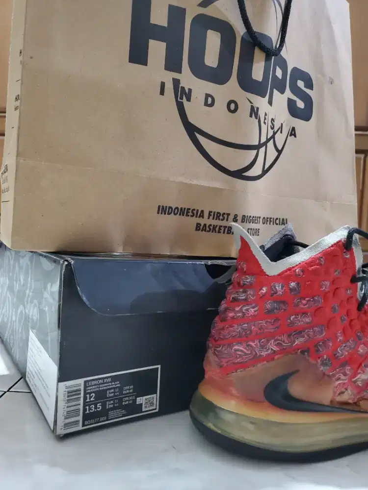 Nike Basket Ori jual 2 pcs sice 46, Lebron 17 uptempo & Air Jordan 13